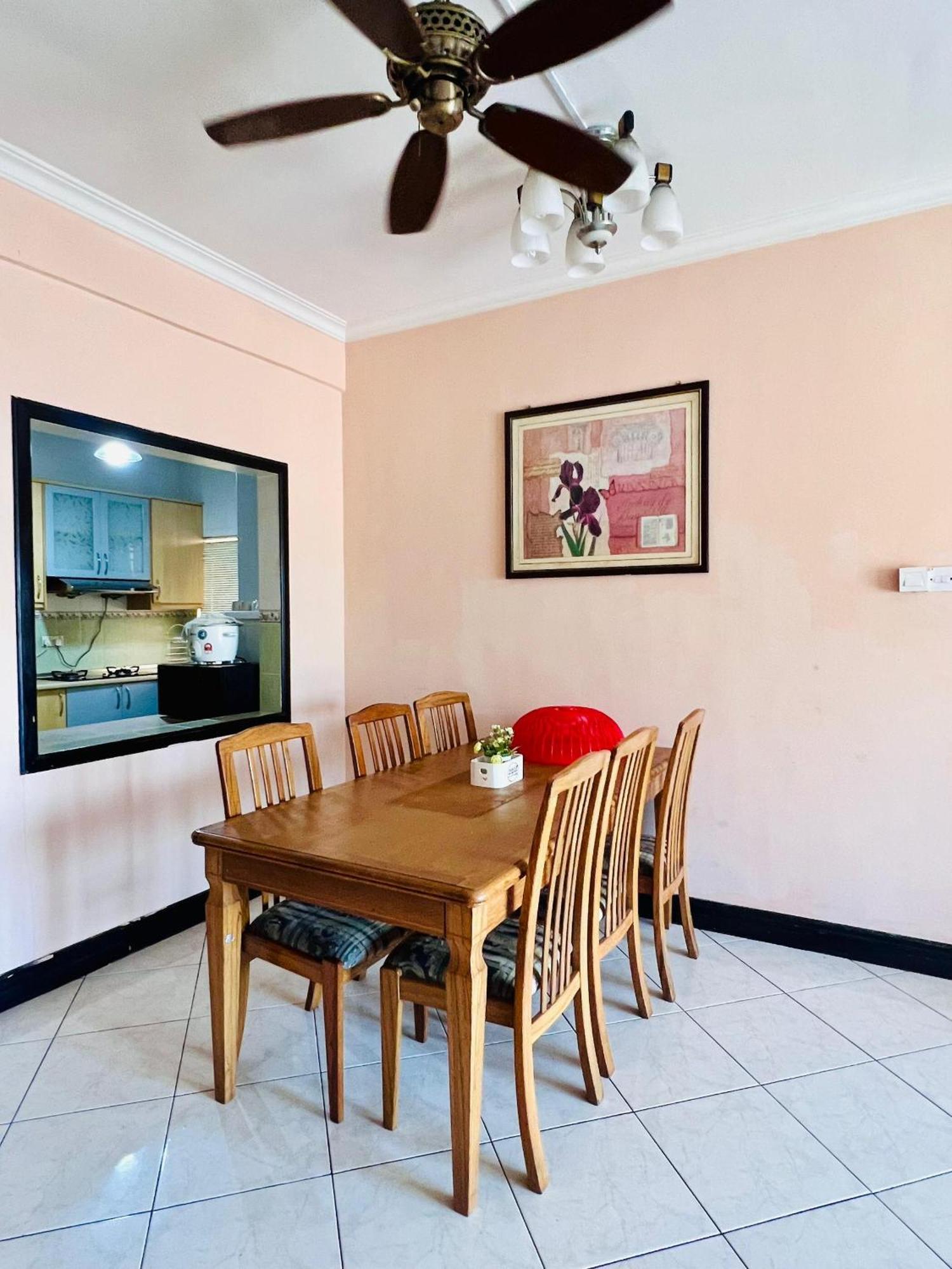 Adikbongsu Marina Court * Kota Kinabalu